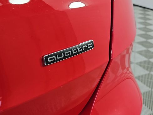 Certified 2025 Audi Q3 2.0T Premium Plus w/ Premium Plus Package AWD/4WD image 14