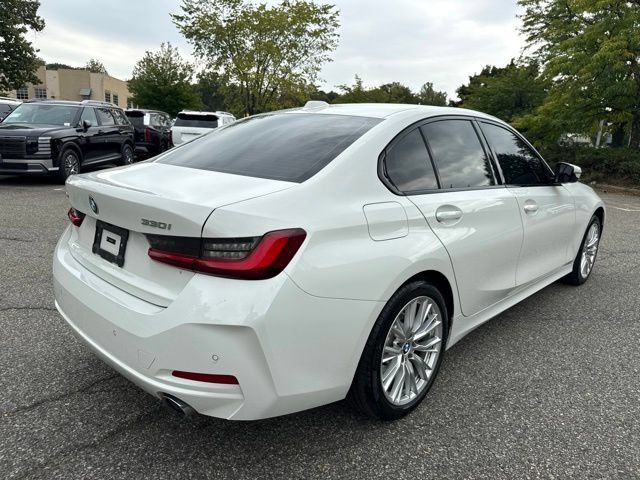 Used 2023 BMW 330i xDrive Sedan w/ Premium Package AWD/4WD image 19