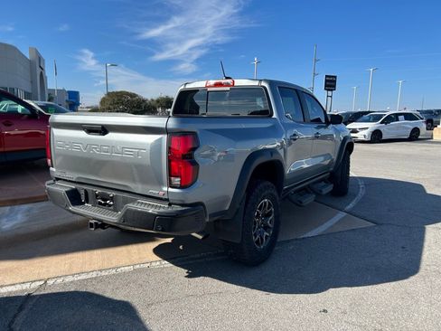 Certified 2024 Chevrolet Colorado ZR2 w/ ZR2 Convenience Package III image 5