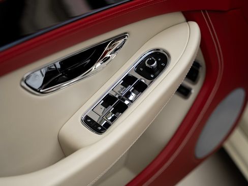 Used 2023 Bentley Continental GT Azure AWD/4WD image 56