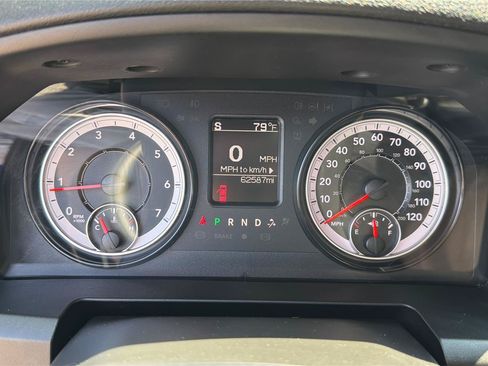 Used 2022 RAM 1500 Warlock AWD/4WD image 14