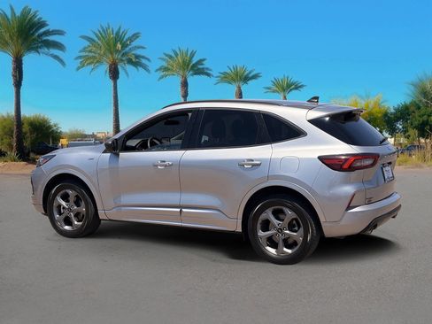 Certified 2024 Ford Escape ST-Line AWD/4WD image 3