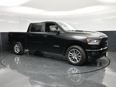 Used 2023 RAM 1500 Laramie AWD/4WD image 5
