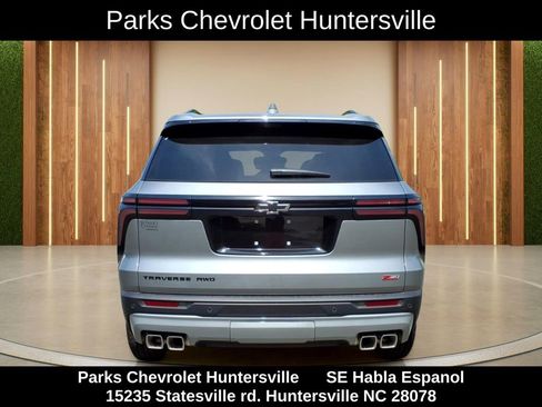 New 2026 Chevrolet Traverse Z71 w/ Enhanced Driving Package AWD/4WD image 32