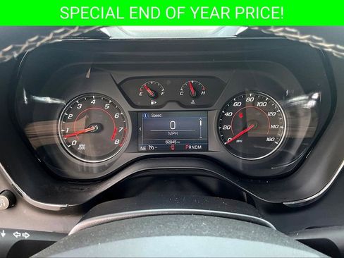 Used 2021 Chevrolet Camaro LT w/ RS Package image 12