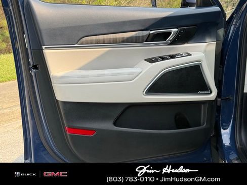 Used 2024 Kia Telluride SX w/ Towing Package image 21