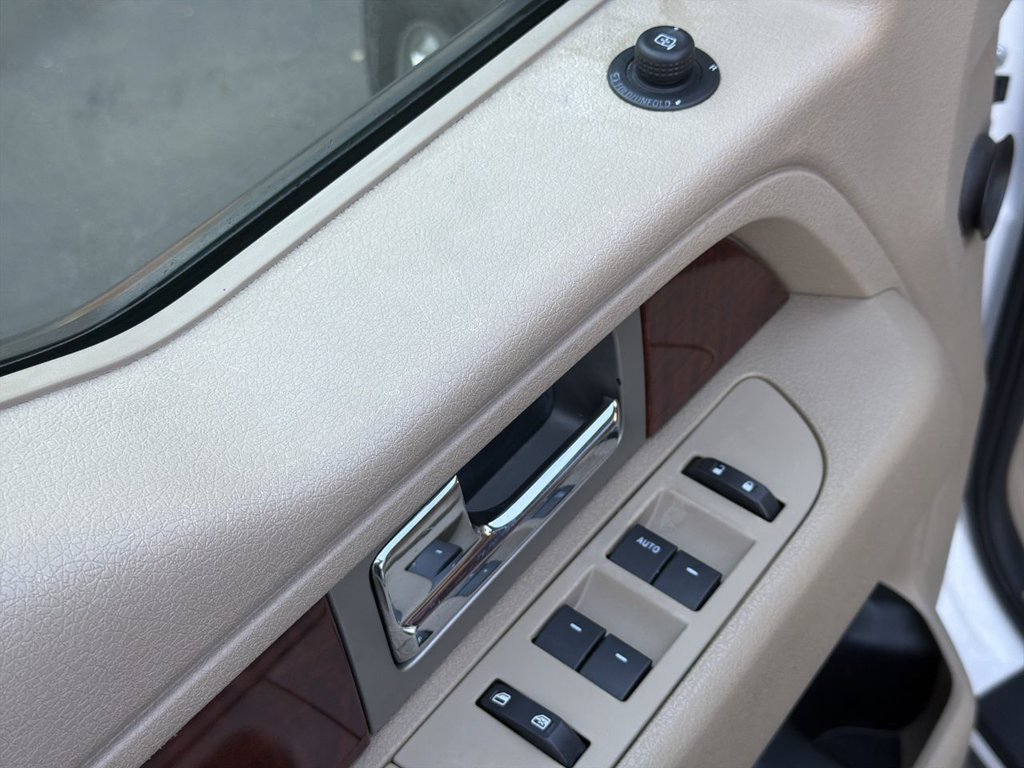 Used 2010 Ford F150 4x4 SuperCrew image 24