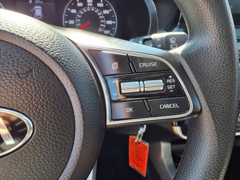 Used 2021 Kia Seltos LX image 13