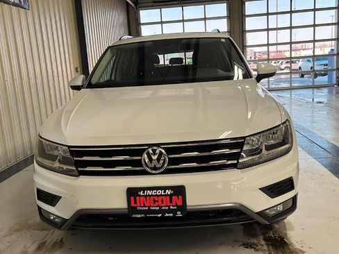 Used 2018 Volkswagen Tiguan SEL image 7