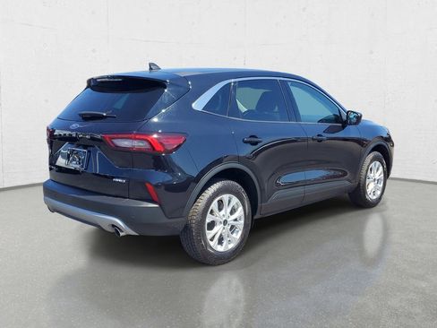 Used 2024 Ford Escape Active w/ Tech Pack #2 AWD/4WD image 7