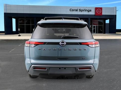 New 2026 Nissan Pathfinder SL w/ SL Premium Package (P04) FWD image 4