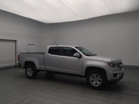 Used 2018 Chevrolet Colorado LT w/ LT Convenience Package image 11