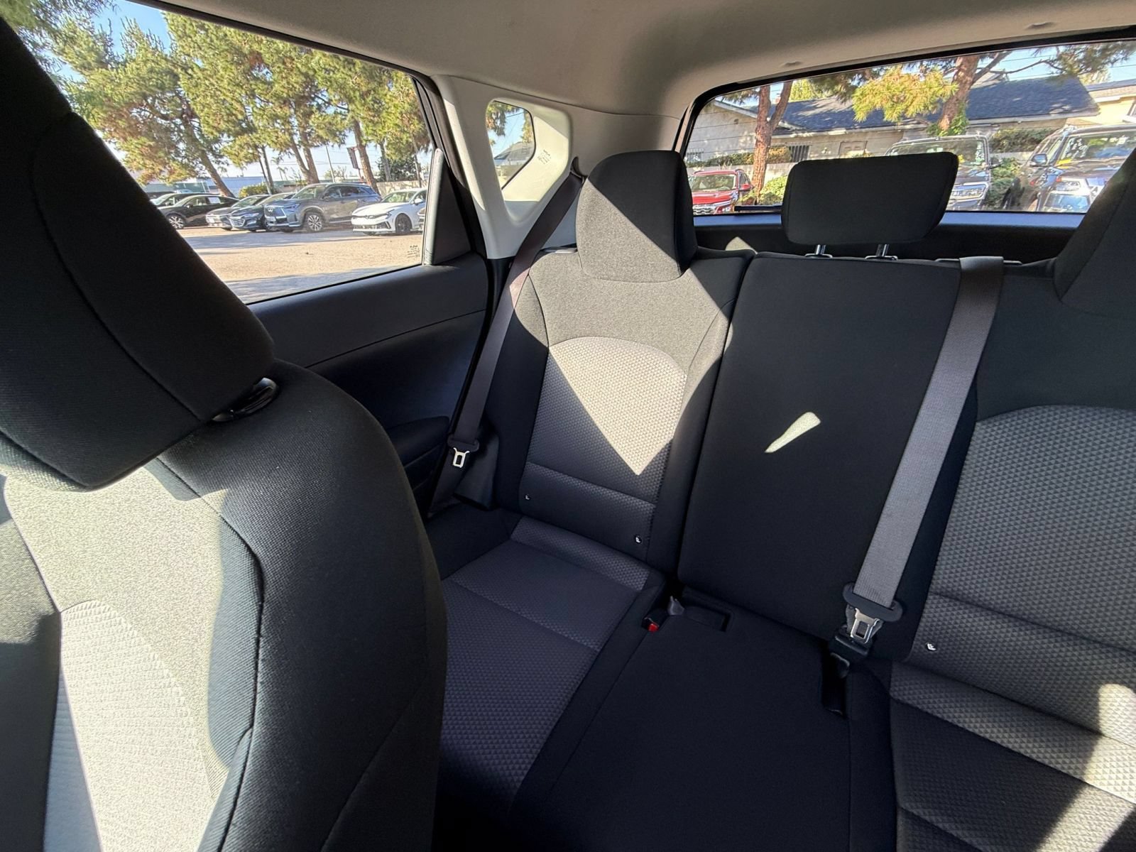 Used 2025 Kia Soul LX w/ LX Technology Package FWD image 35