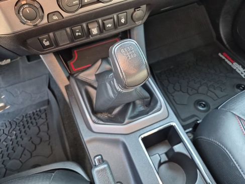 Used 2023 Toyota Tacoma TRD Pro AWD/4WD image 32