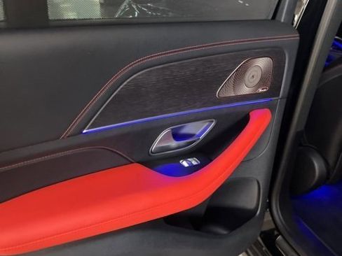 Used 2022 Mercedes-Benz GLE 53 AMG 4MATIC image 13