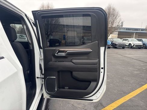 Used 2022 Chevrolet Silverado 1500 RST image 35