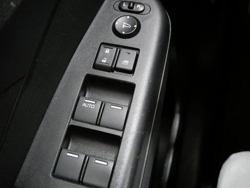 Used 2015 Honda CR-V LX image 13