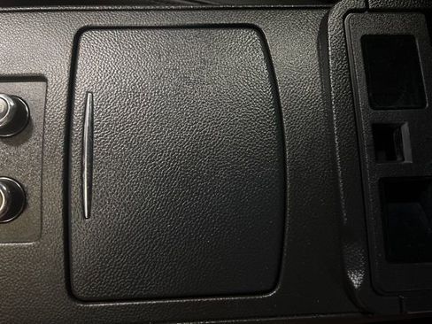 Used 2009 INFINITI G37 Journey w/ Premium Pkg image 24