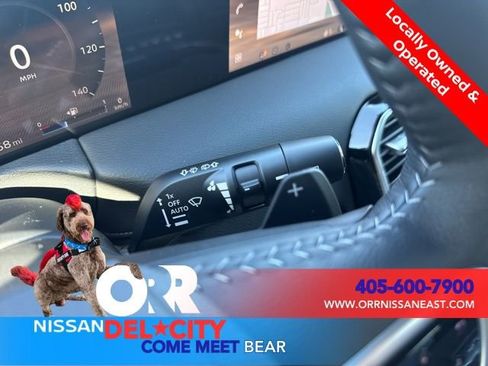New 2025 Nissan Armada SL w/ Captain's Chari Seat Package image 22