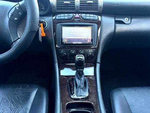 Used 2003 Mercedes-Benz C 240 Sedan image 8