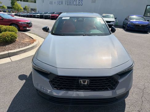 Used 2025 Honda Accord Sport image 37