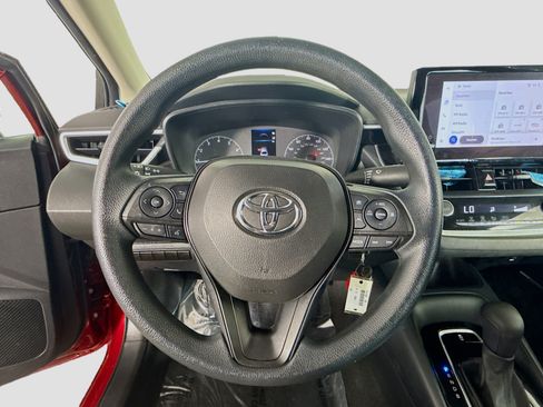 Used 2023 Toyota Corolla LE image 13