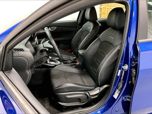 Used 2024 Kia Forte GT-Line image 32