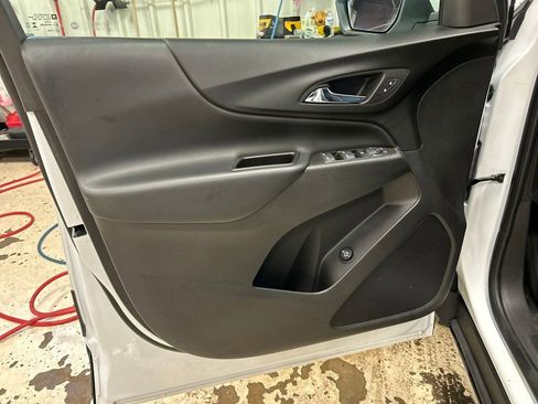 Certified 2024 Chevrolet Equinox LT image 14