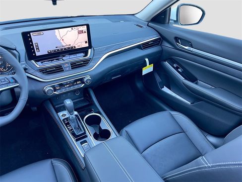 New 2025 Nissan Altima 2.5 SL image 24