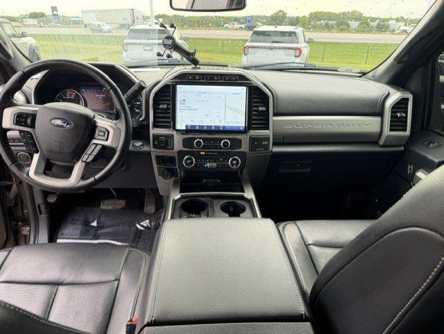 Used 2022 Ford F350 Lariat w/ Lariat Ultimate Package AWD/4WD image 32