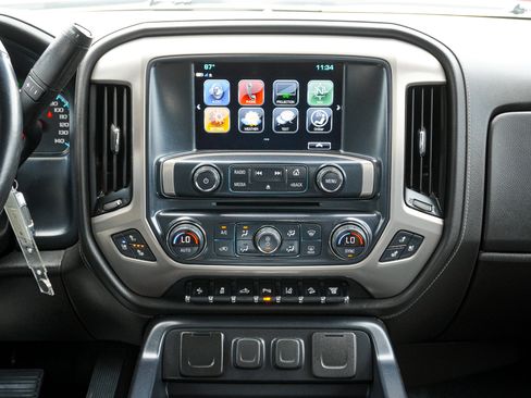 Used 2019 GMC Sierra 2500 Denali w/ Duramax Plus Package AWD/4WD image 33