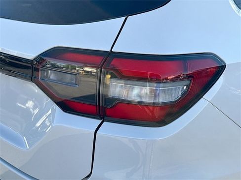 Used 2024 Honda Pilot EX-L image 27