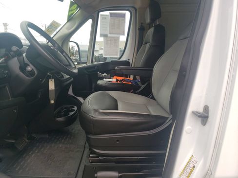Used 2019 RAM ProMaster 2500 FWD image 2