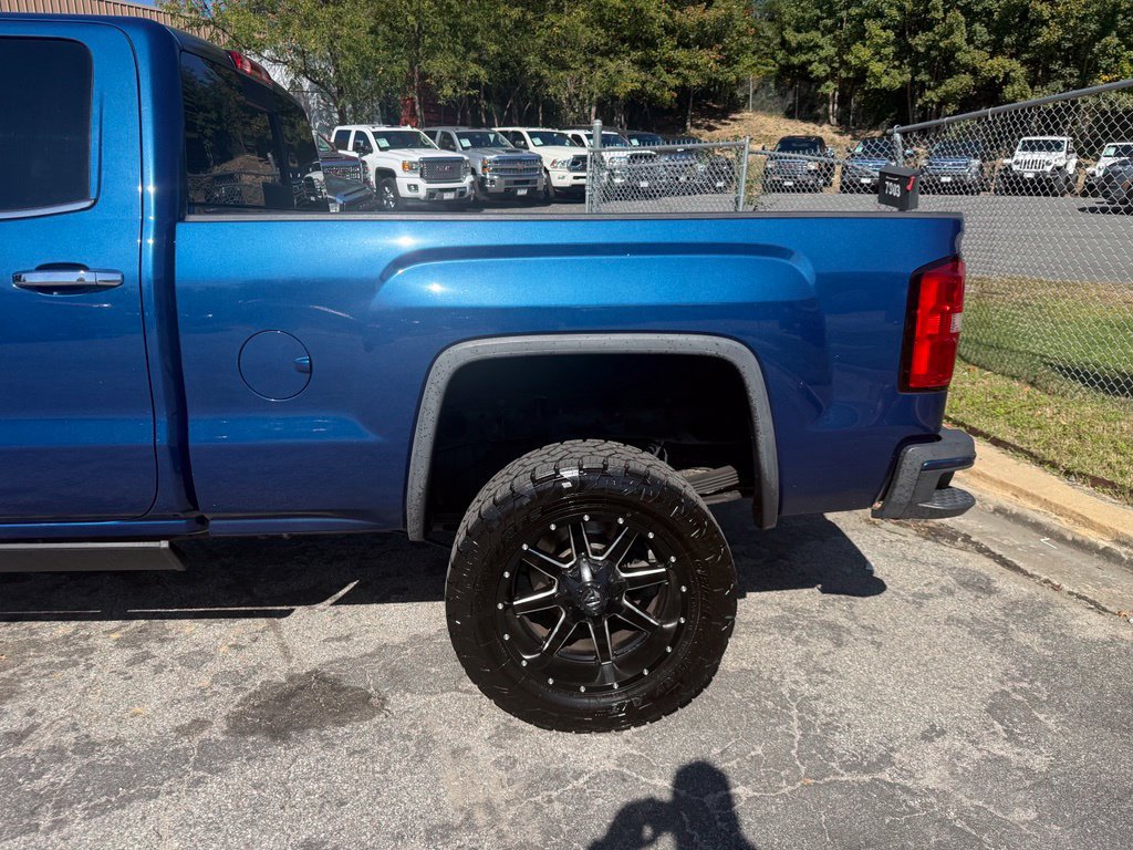 Used 2015 GMC Sierra 2500 Denali w/ Duramax Plus Package AWD/4WD image 12