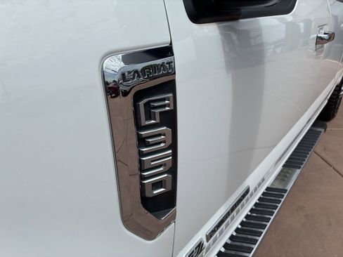 Used 2019 Ford F350 Lariat w/ Chrome Package image 4