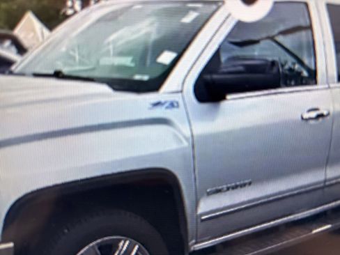 Used 2018 GMC Sierra 1500 SLT image 6