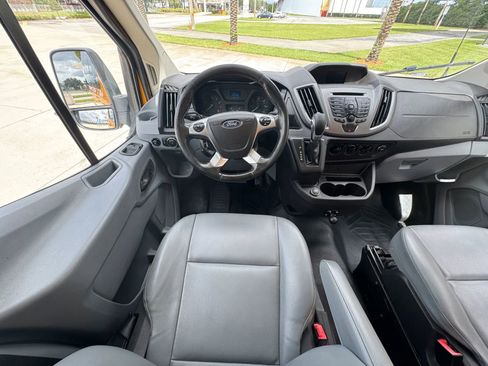 Used 2017 Ford Transit 250 148 Low Roof w/ Exterior Upgrade Package RWD image 11