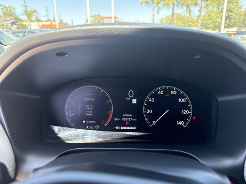Used 2023 Honda HR-V LX image 25