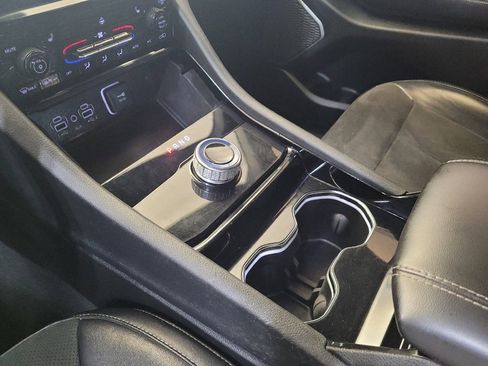 Used 2022 Jeep Grand Cherokee L Laredo image 26