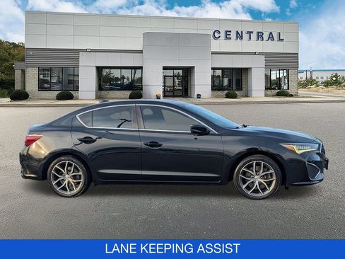 Used 2020 Acura ILX w/ Premium Package image 9