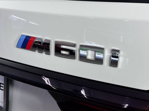Used 2025 BMW X7 M60i w/ Executive Package AWD/4WD image 15