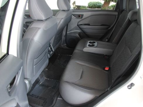 Used 2025 Subaru Forester Premium image 31