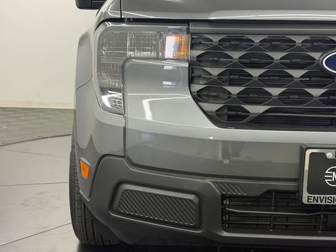 Used 2025 Ford Maverick XL FWD image 9
