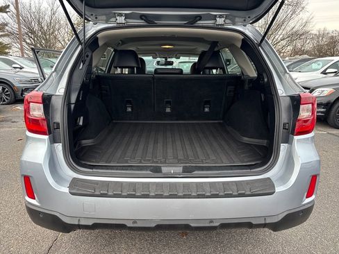 Used 2017 Subaru Outback 2.5i Limited image 17