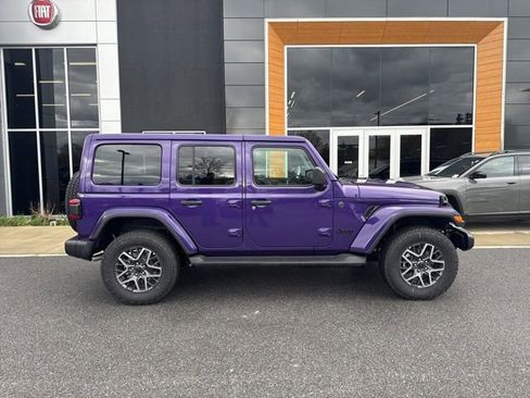 New 2026 Jeep Wrangler Unlimited Sahara AWD/4WD image 7