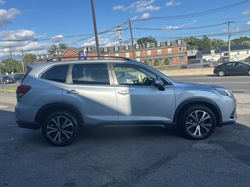 Certified 2023 Subaru Forester Limited AWD/4WD image 9