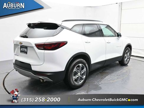 Used 2023 Chevrolet Blazer LT w/ Convenience Package image 10