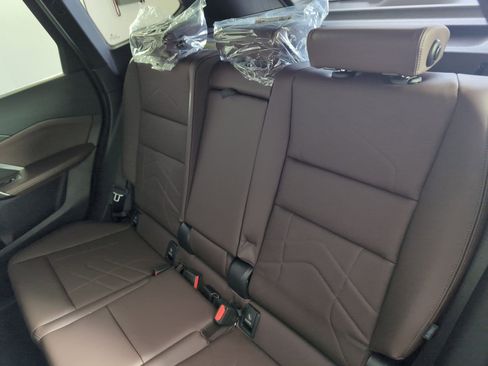 Used 2025 BMW X1 xDrive28i w/ Premium Package image 26