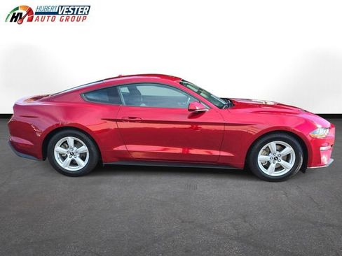 Used 2019 Ford Mustang Coupe image 5