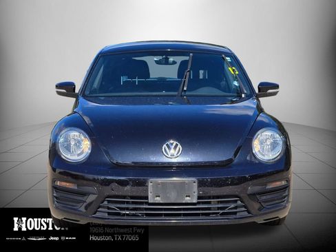 Used 2019 Volkswagen Beetle 2.0T S FWD image 10
